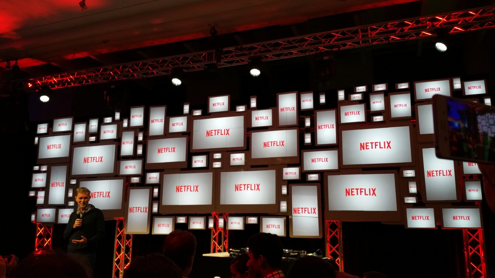 Ask LH: Is There A Way To Watch Netflix Offline?