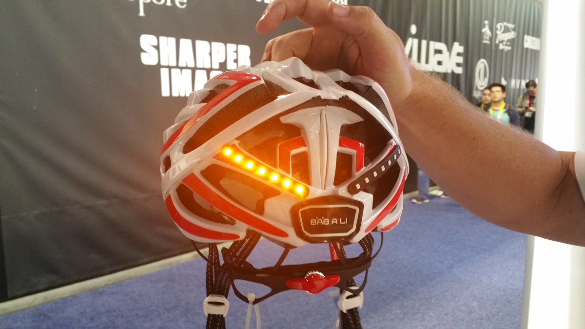 The Babaali ASP-008 Is A ‘Smart Helmet’ With Rear-View Assist