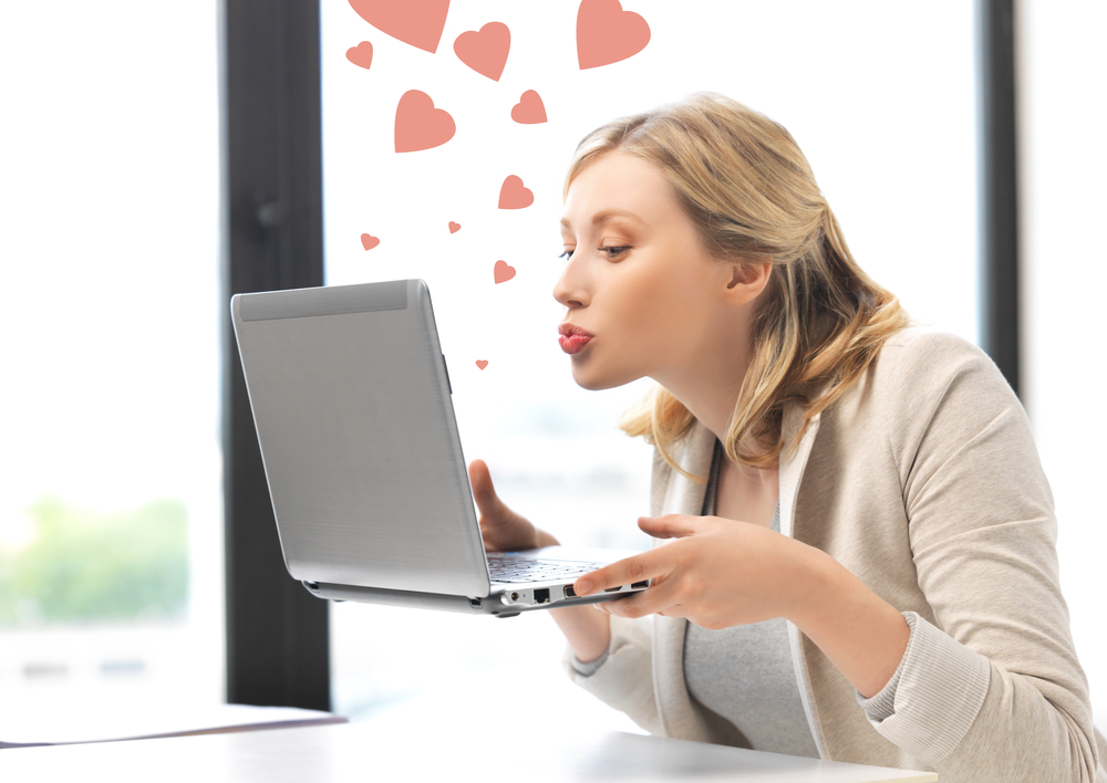 Ask LH: What Online Dating App Is Best For Me?