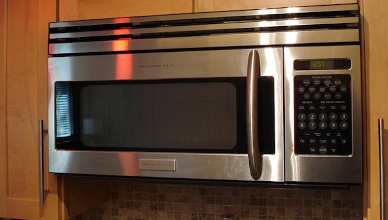 Find Your Microwave’s Wattage By Using It To Boil Water