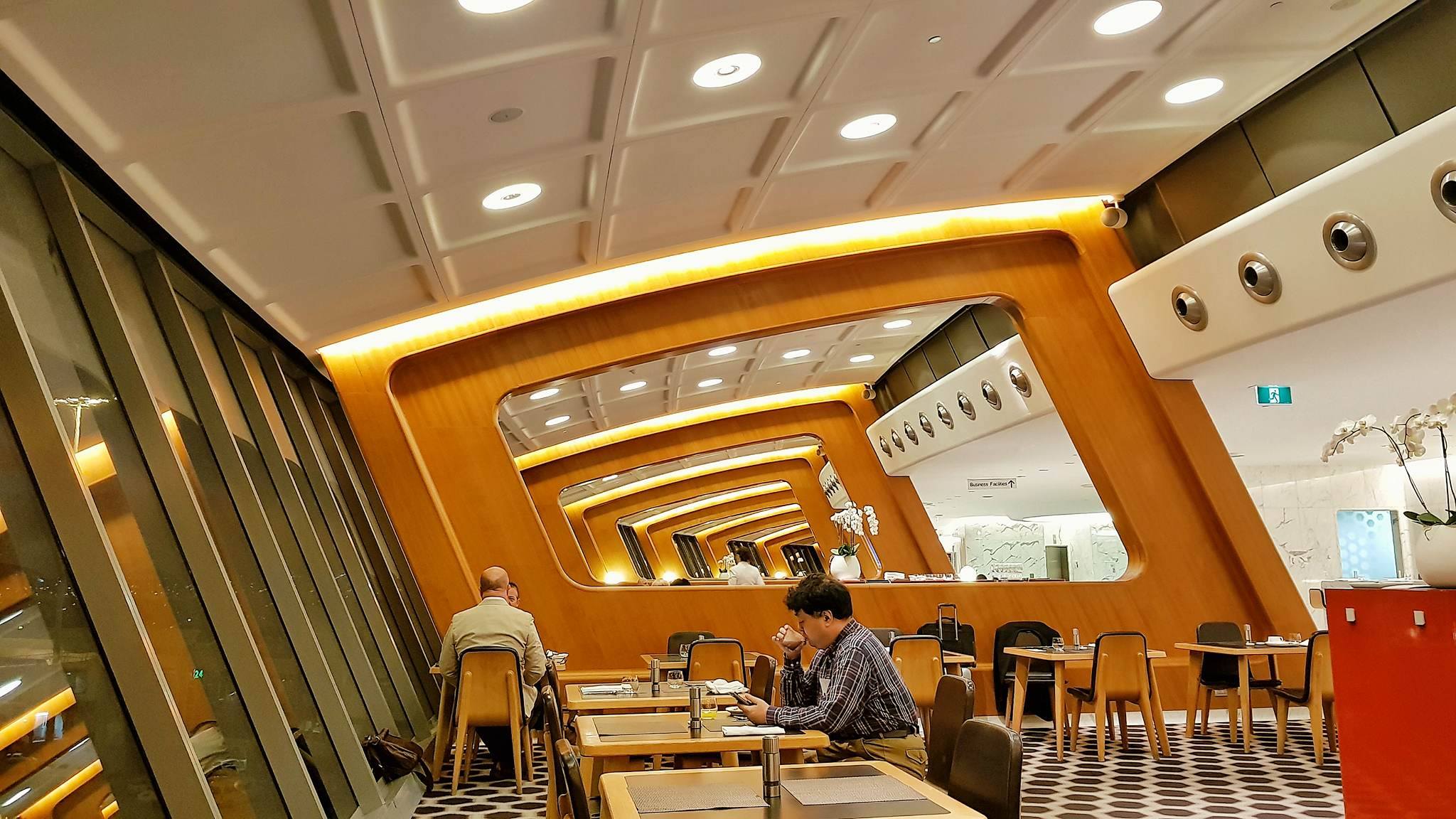 Lounge Hacker: Ten Airport Lounges You Need To Experience At Least Once
