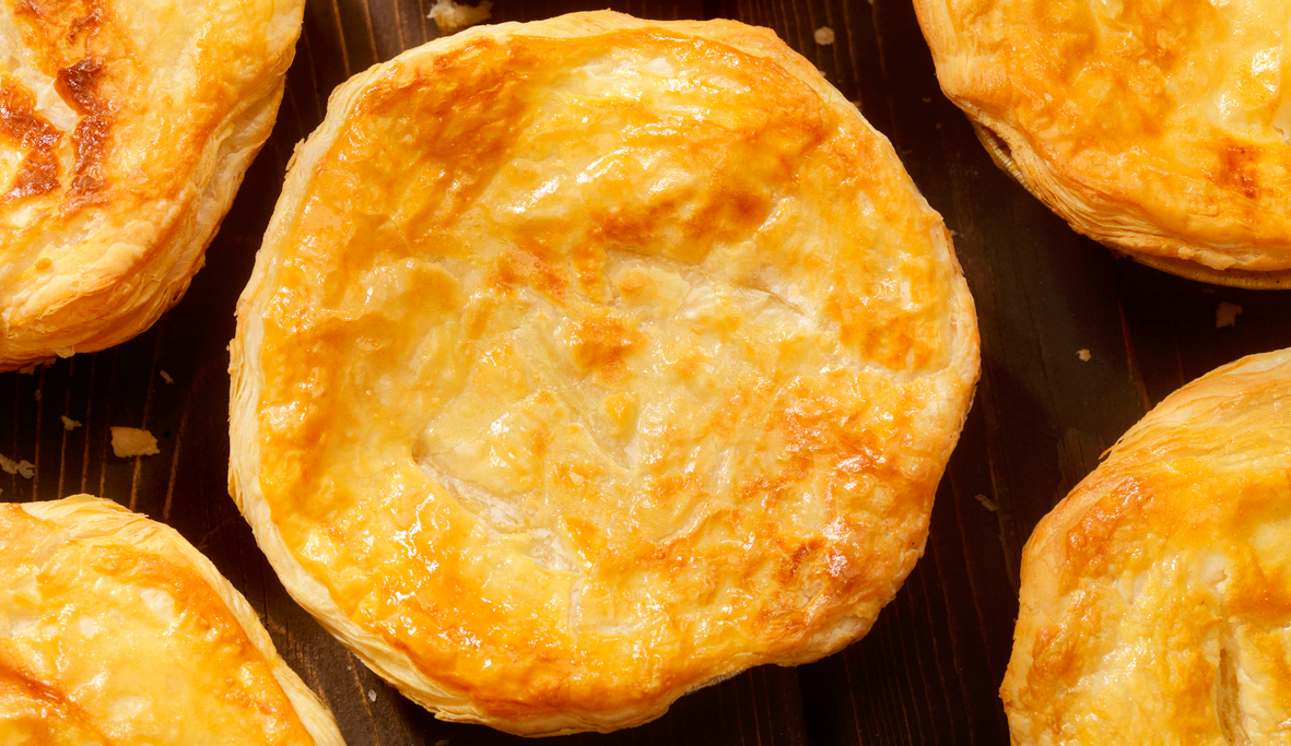 Dealhacker: 7 Eleven Is Selling $2 Meat Pies On Fridays
