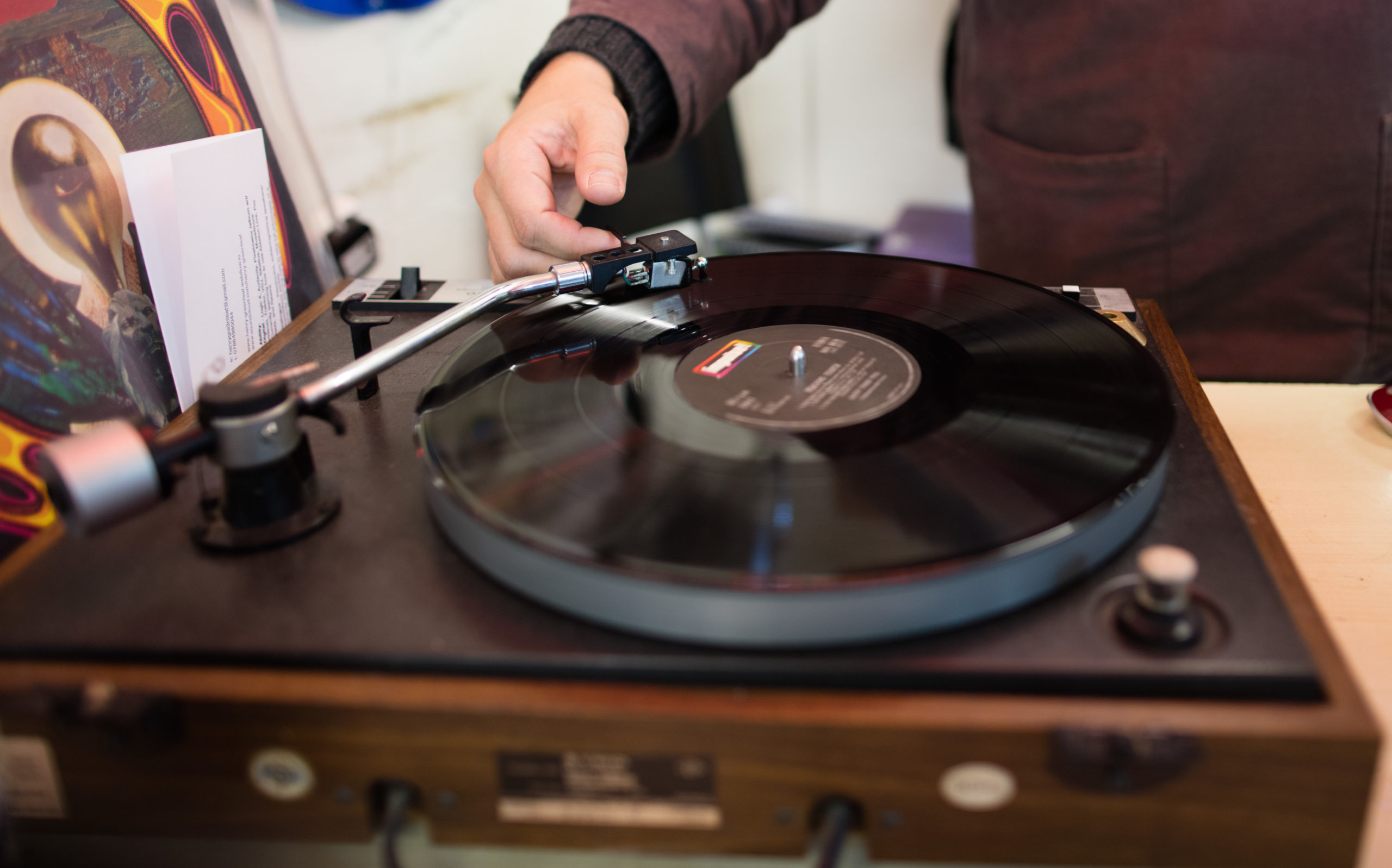 How To Select The Right Turntable For You 