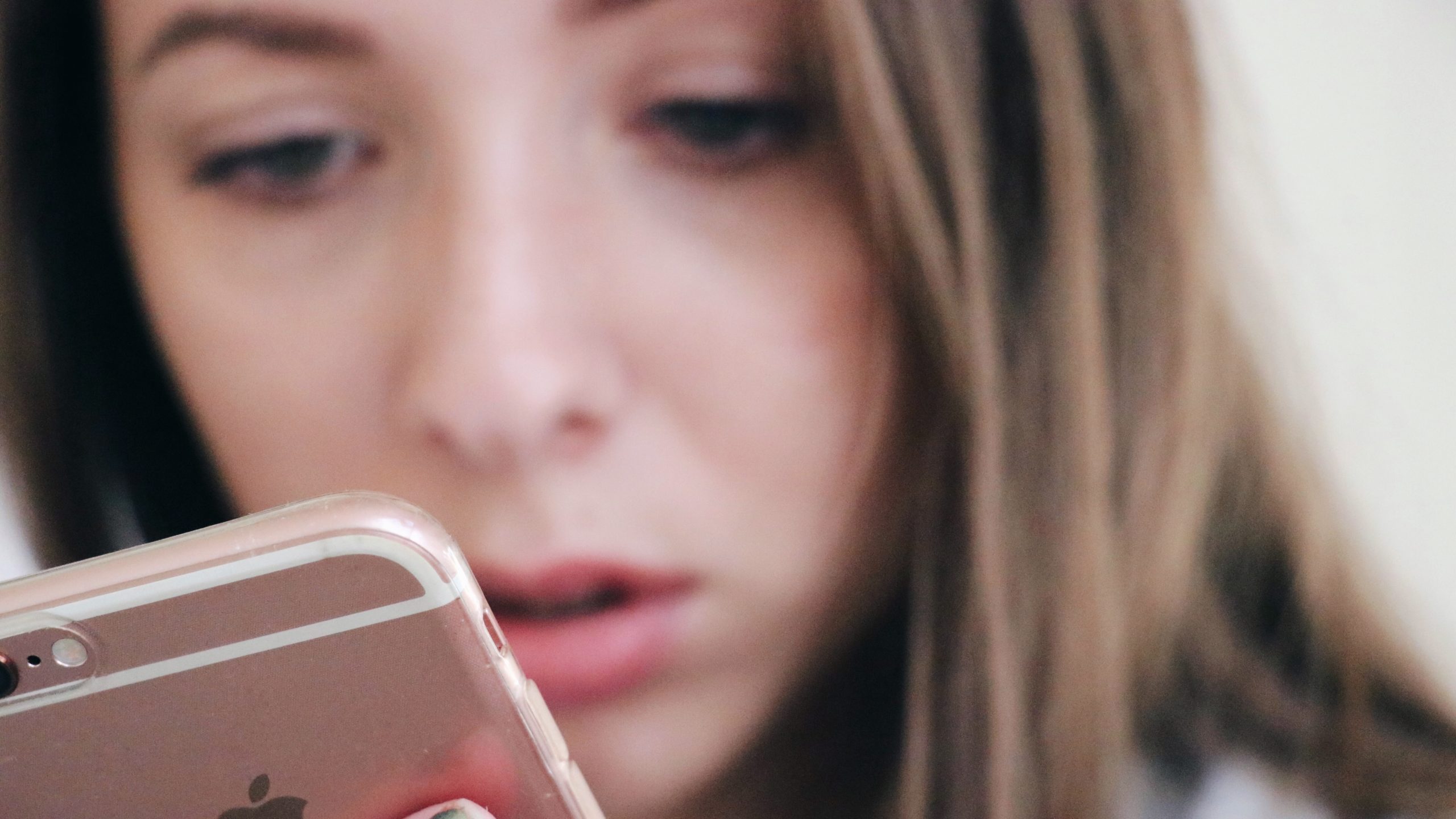 Smartphones Aren’t Ruining Your Eyes
