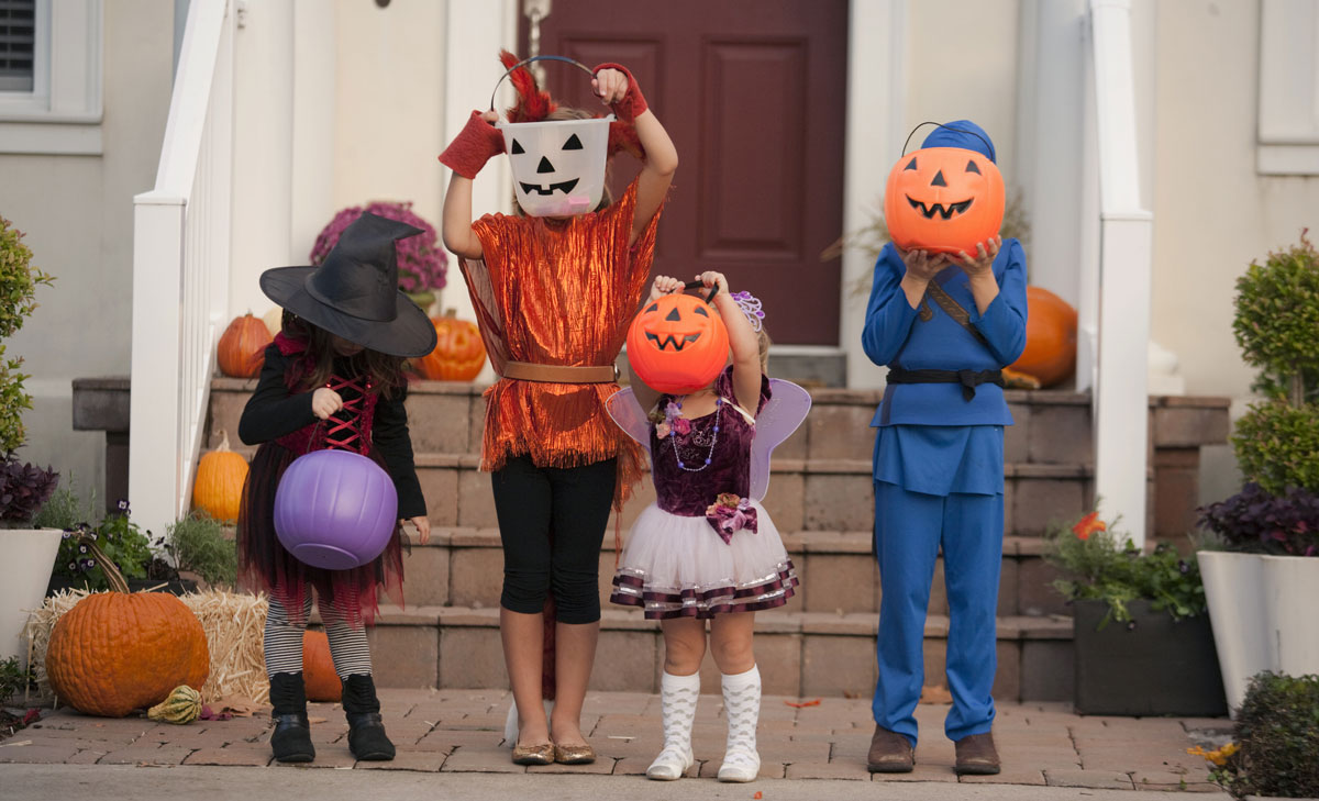 Five Trick-Or-Treating Tips For Parents