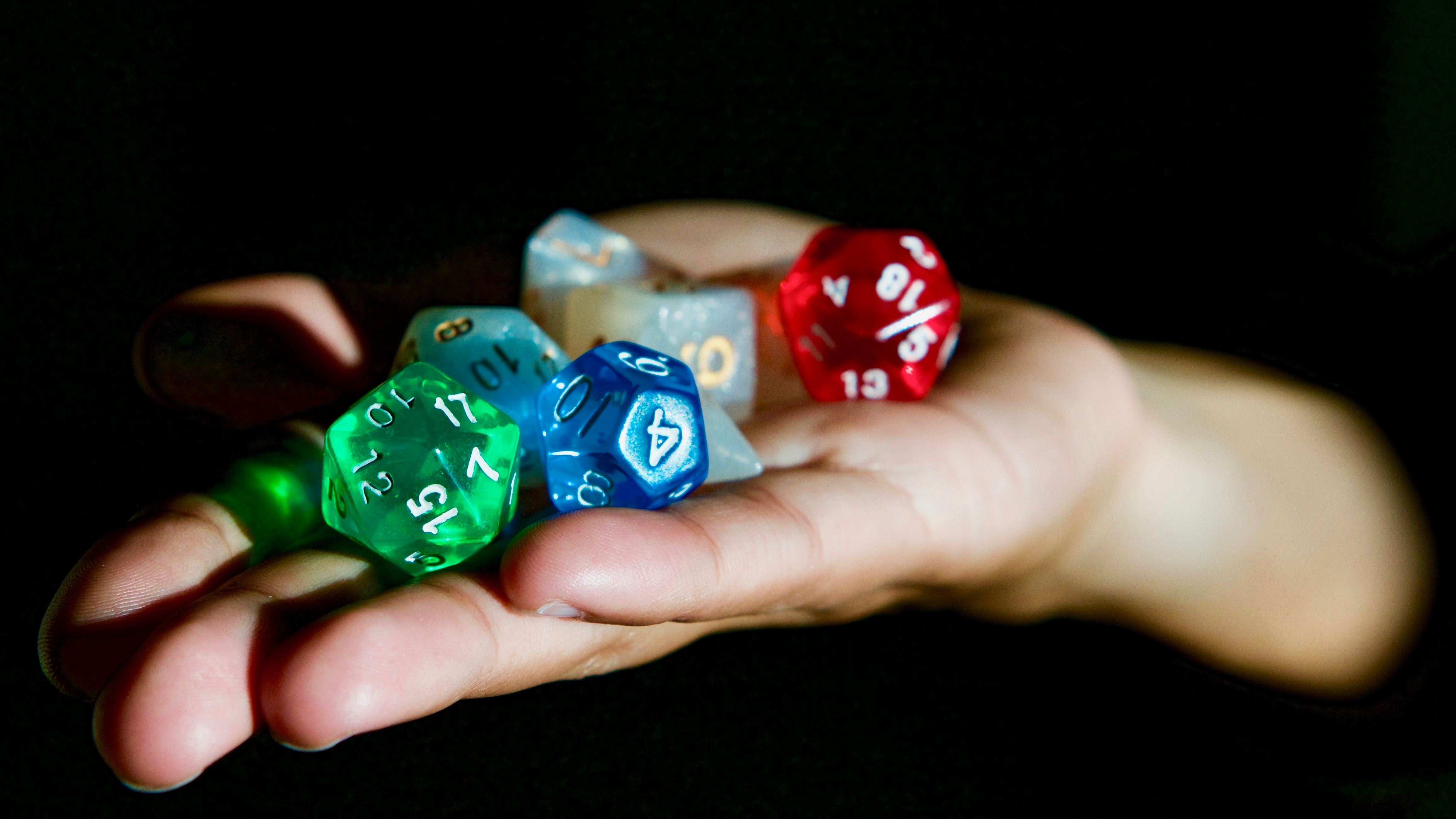 Use This iOS Shortcut To Roll A New Dungeons & Dragons Character