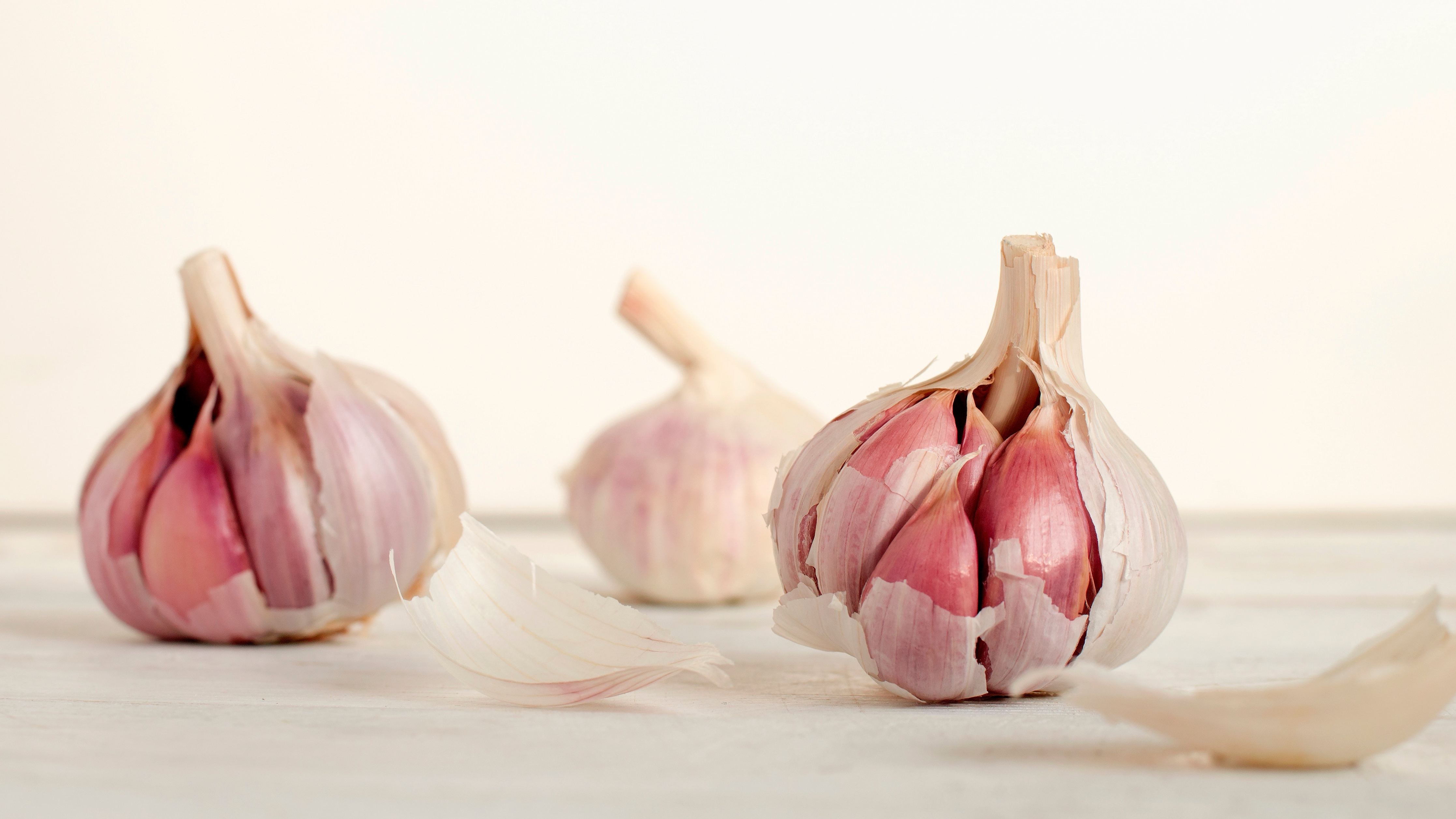 Cook Garlic Before Adding It To Your Sous Vide Bag