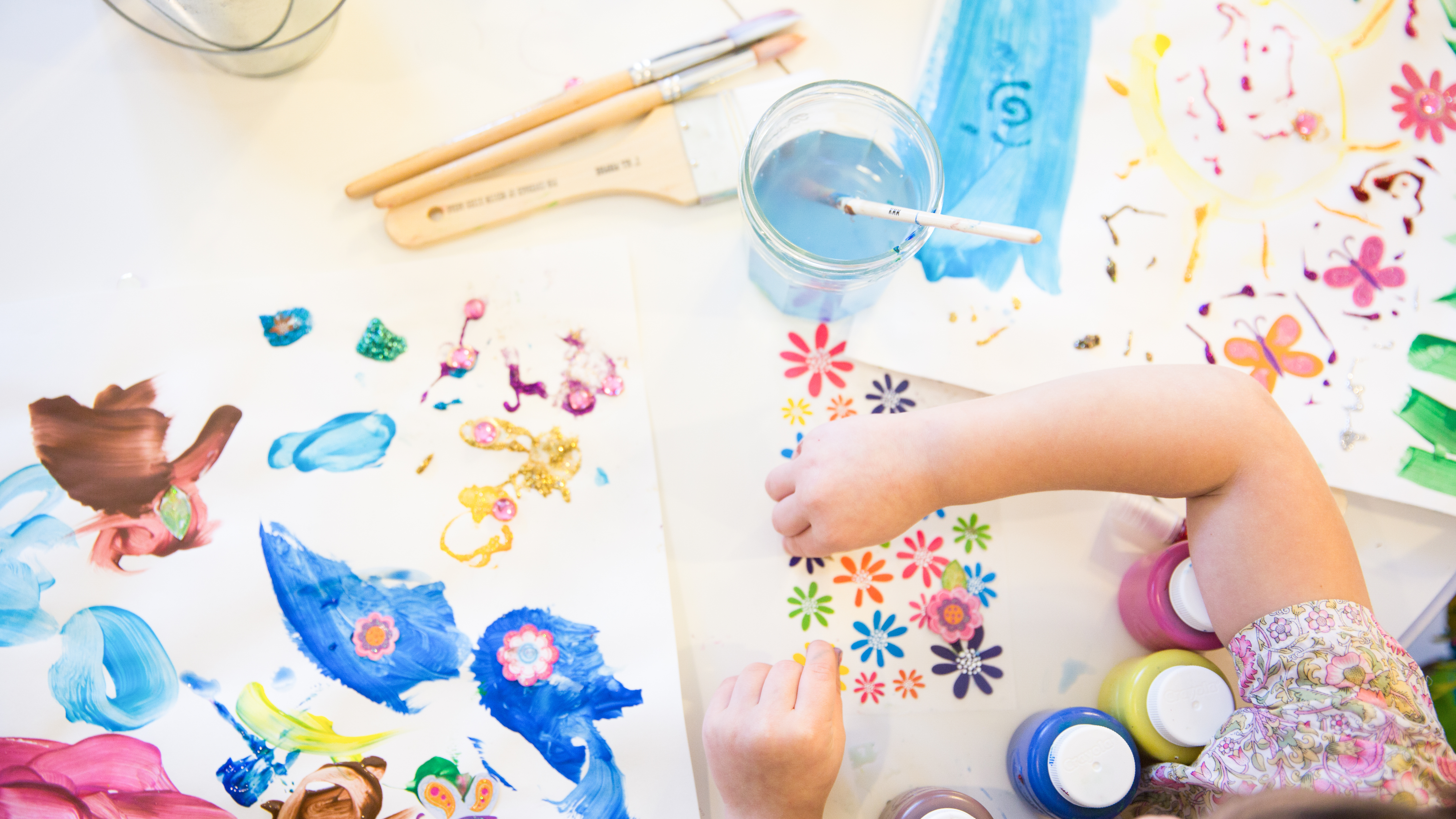 Use Your Kid’s Artwork As Greeting Cards 
