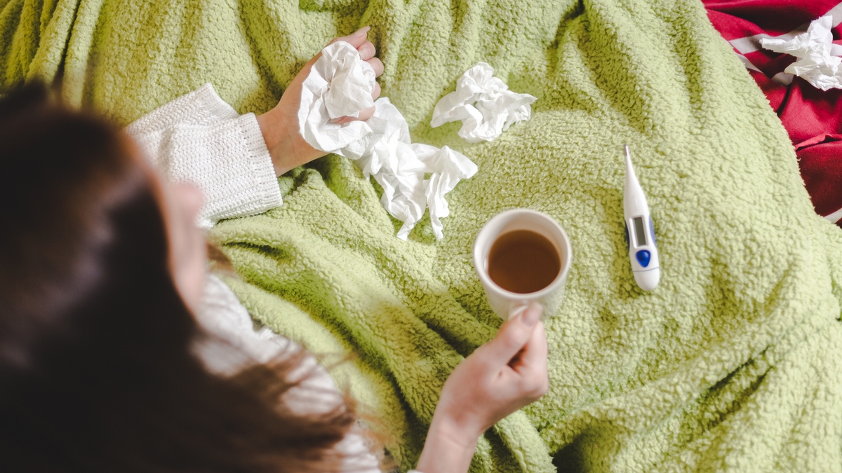 6 Common Cold Myths, Busted by Experts