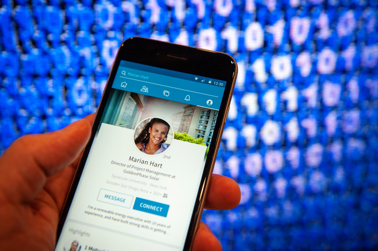 How to Use LinkedIn’s New ‘Stories’ Feature – And How To Get Noticed On The Platform