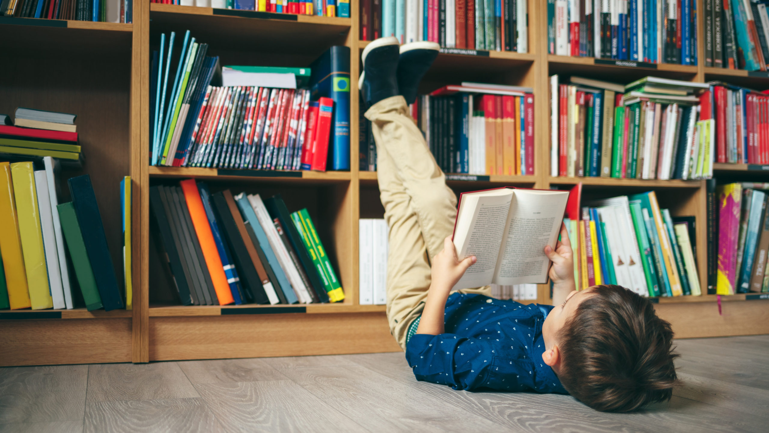 How to Get Your Kids to Read More This Winter