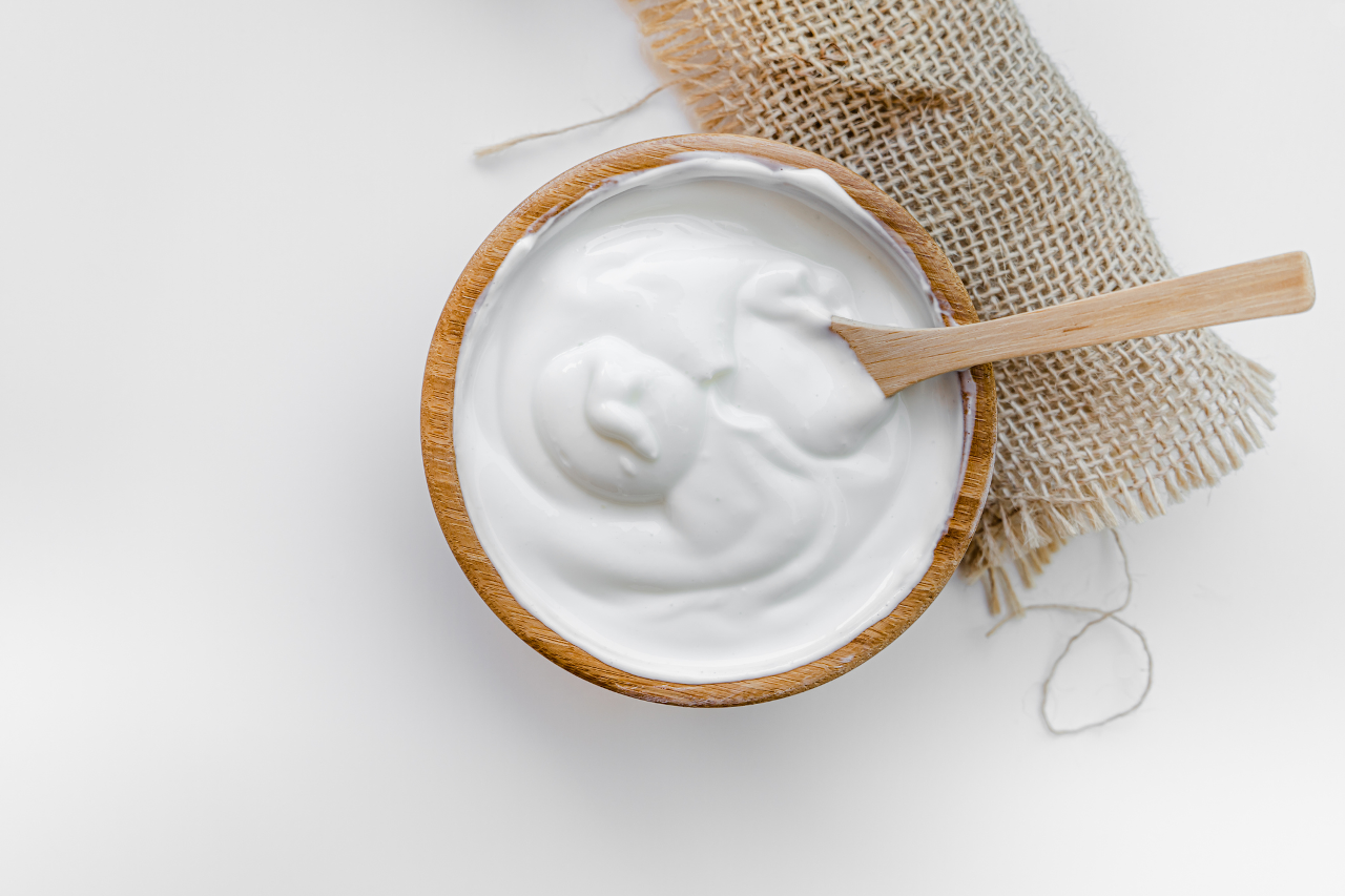 The Difference Between Greek Yoghurt and 'Normal' Yoghurt