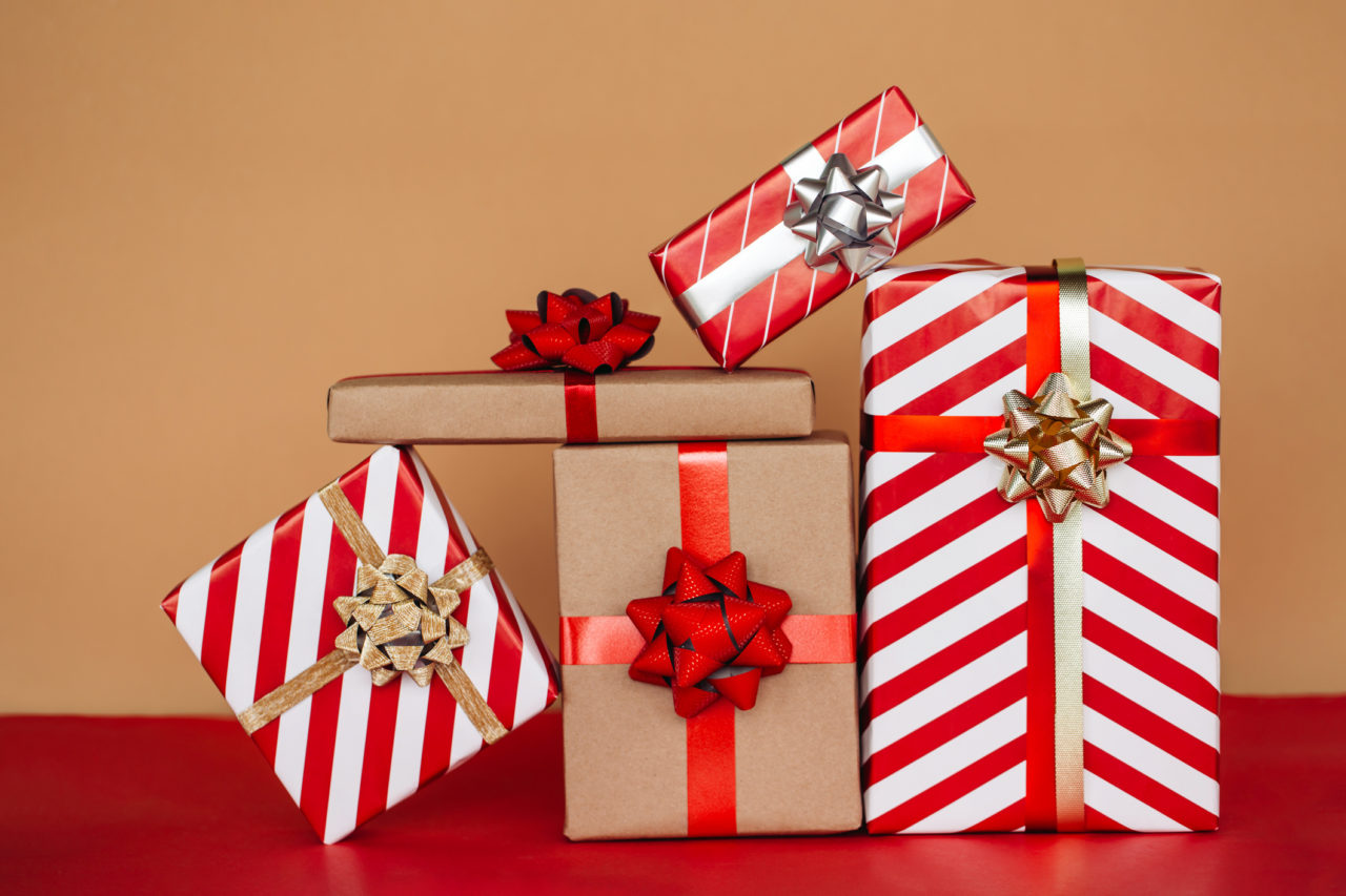 Not All Christmas Wrapping Paper Can Be Recycled