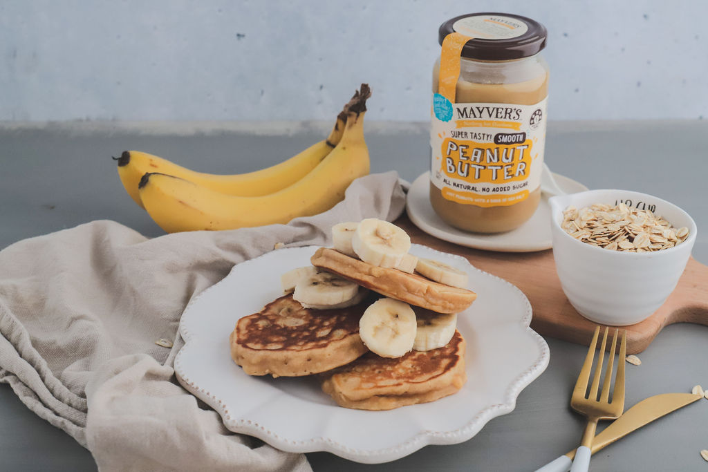 Win Mother’s Day With These 2-Minute Peanut Butter Oat Pancakes
