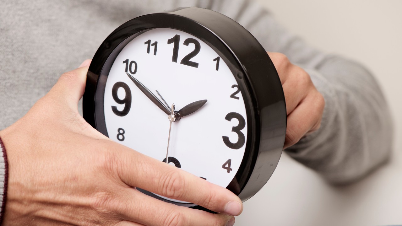 When Does Daylight Saving Time End and What Does It Mean For You?