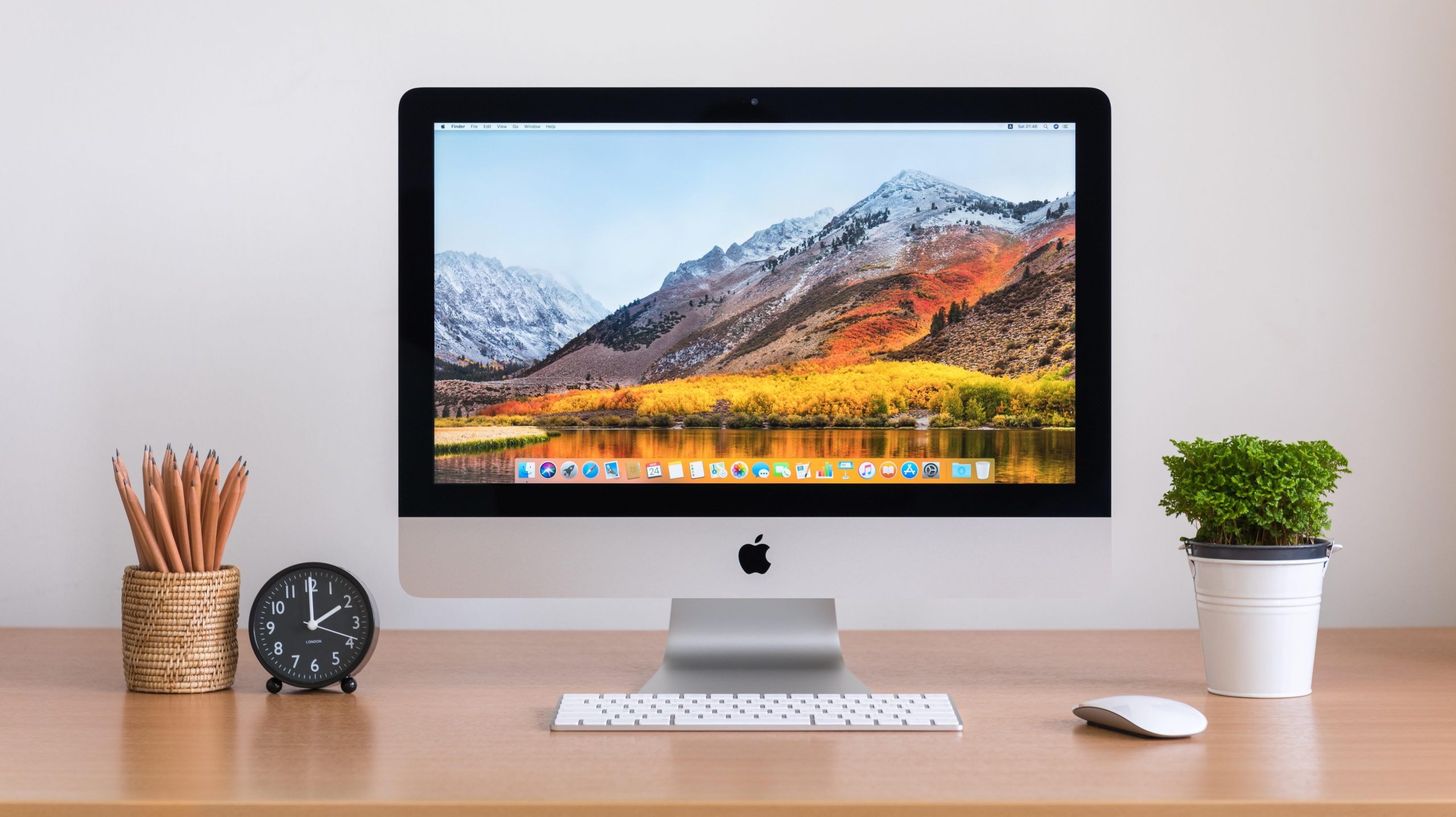 How to Change Your Mac’s Default Save Location for Screenshots (and Why You Should)