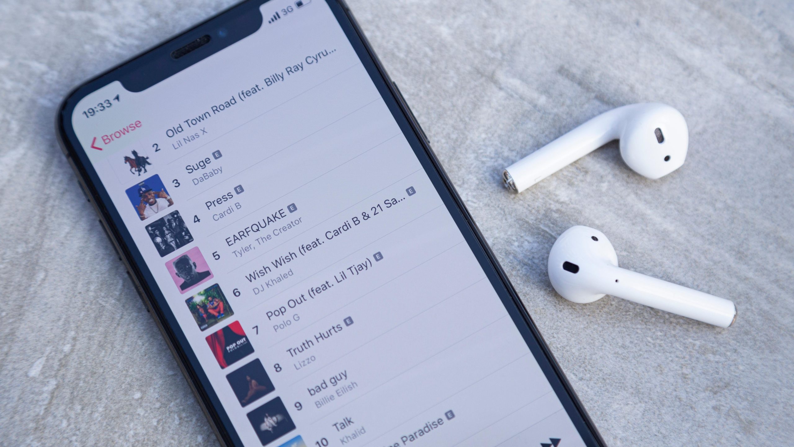 How to Fix the Bug Keeping You From Sharing Apple Music to Instagram