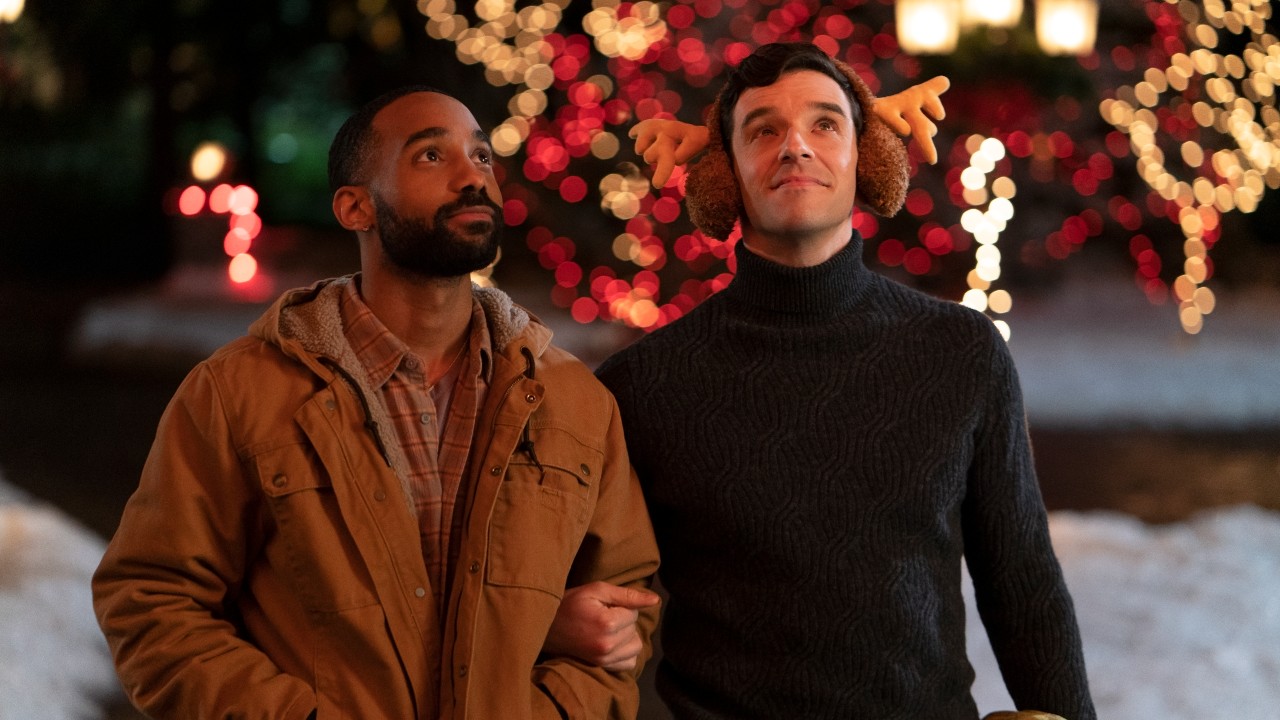 Netflix’s Christmas Line-Up Is A Full-on Tinsel Extravaganza