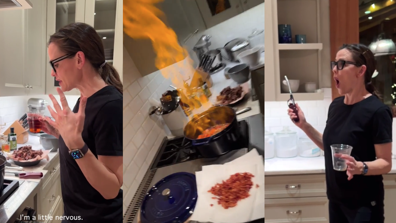 Jennifer Garner Literally Set Her Kitchen Alight with Her Pretend Cooking Show