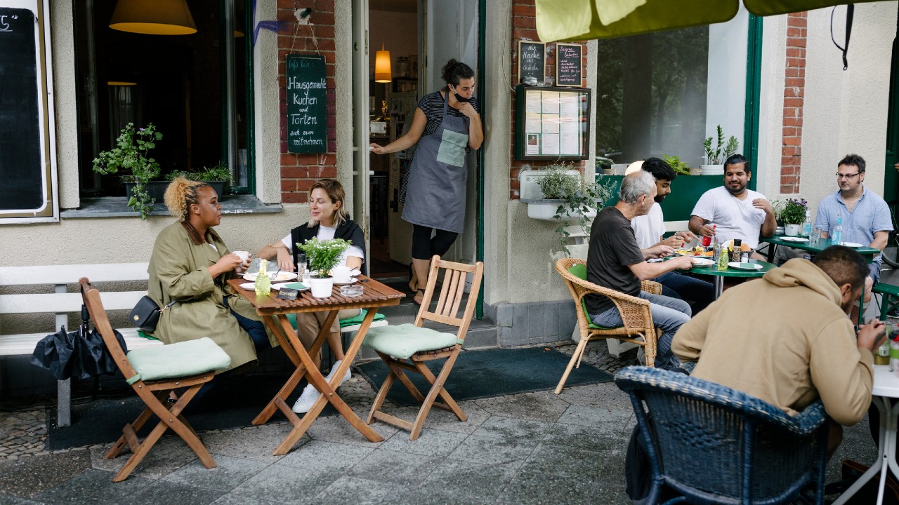 The Rise of Al Fresco Dining: How COVID Is Transforming Our Cities