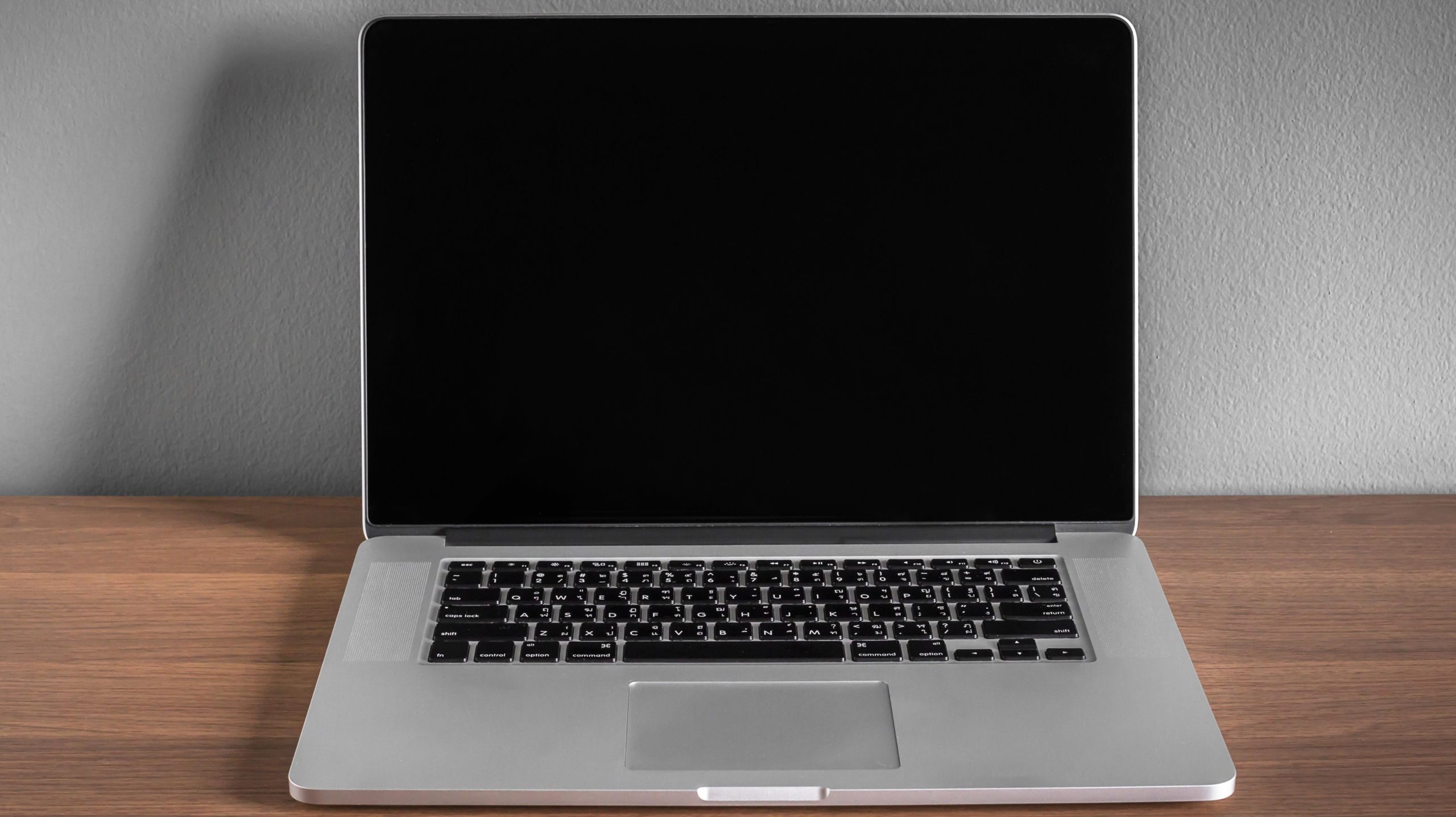 Install This Update to Keep Your MacBook Battery From Dying Overnight