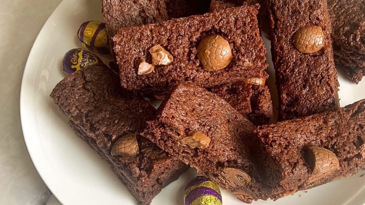 How to Make a Batch of Microwave Easter Egg Brownies in 5 Minutes